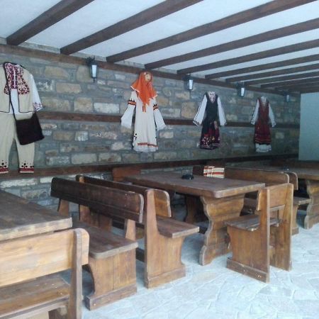 Hera Guest House Chiflik Buitenkant foto