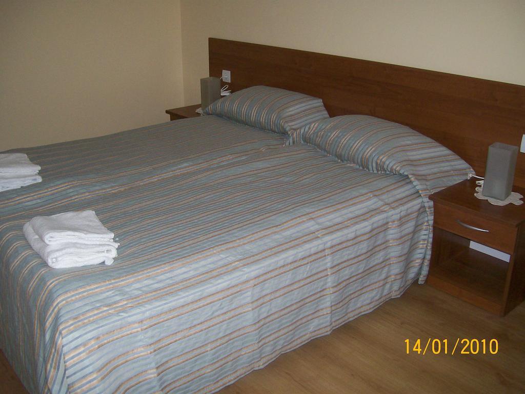 Hera Guest House Chiflik Kamer foto