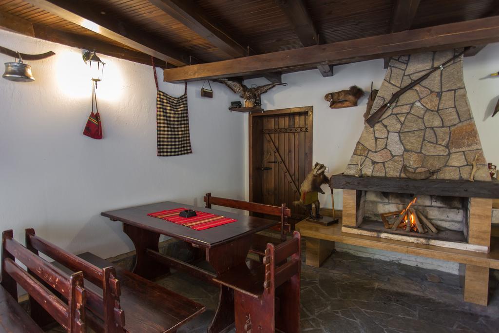 Hera Guest House Chiflik Buitenkant foto