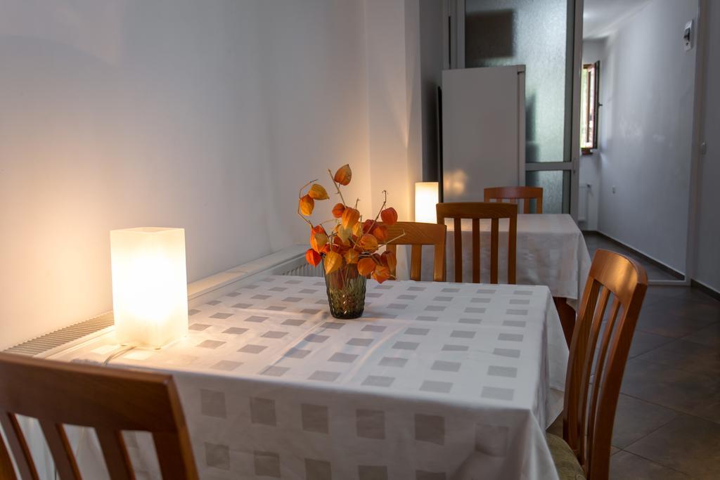 Hera Guest House Chiflik Buitenkant foto