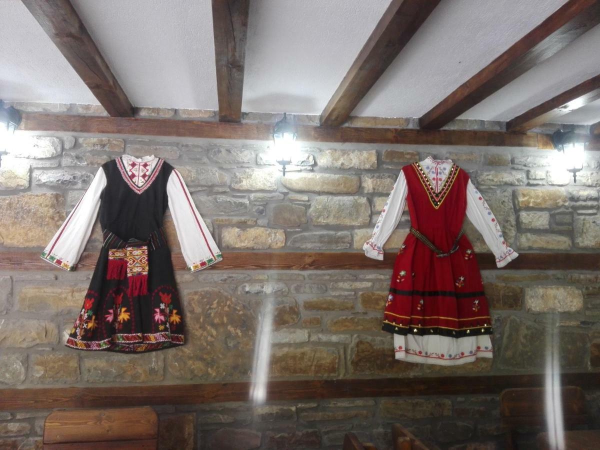 Hera Guest House Chiflik Buitenkant foto